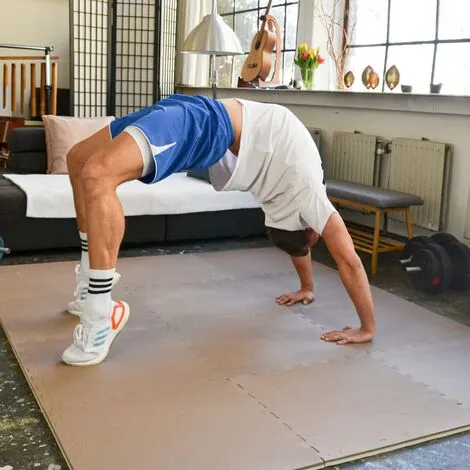 EYEPOWER 4.8qm Tatami Judo 2cm - 12 Dalles 63x63cm - Tapis Sol Sport Fitness Mat Home Gym - Beige 5 EYEPOWER 4.8qm Tatami Judo 2cm - 12 Dalles 63x63cm - Tapis Sol Sport Fitness Mat Home Gym - Beige – Image 5